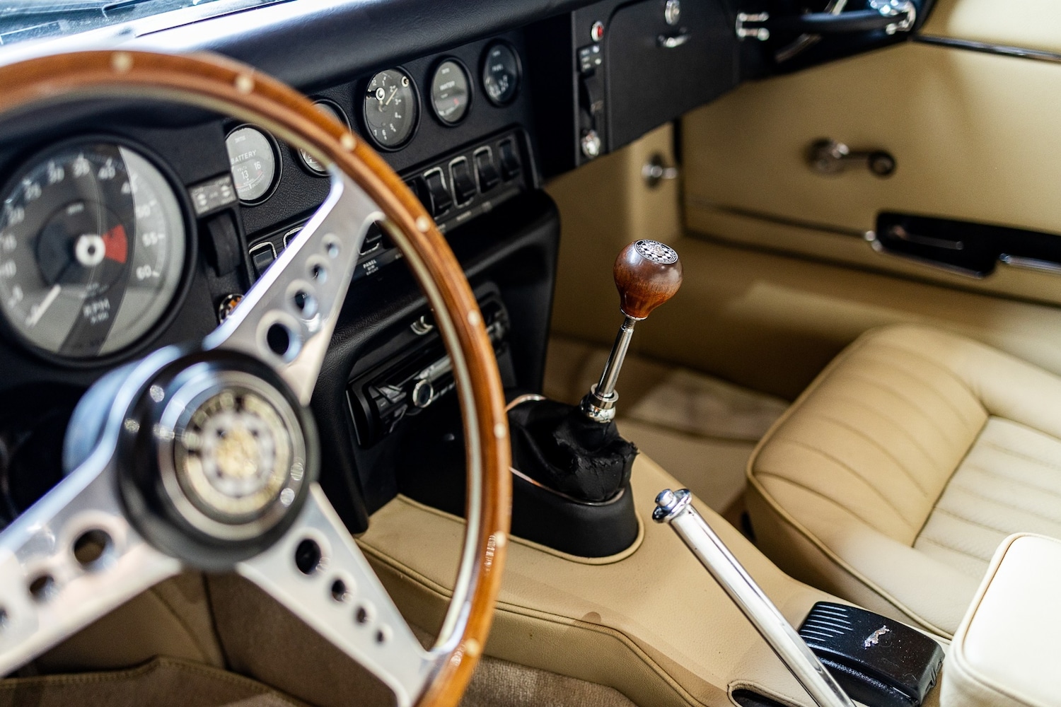 Used Jaguar E-Type 2015 for sale - 77543347: Photo 21