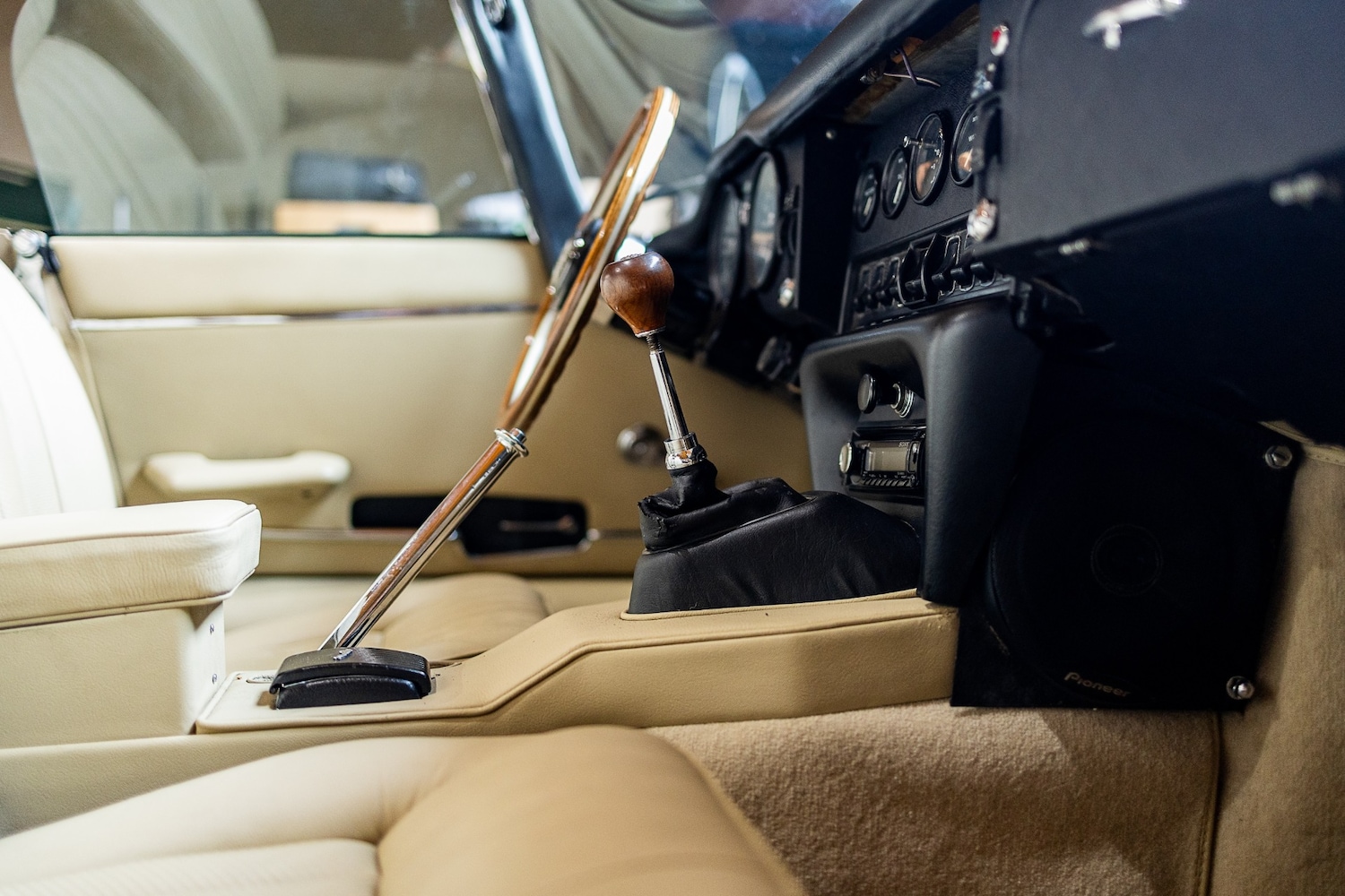 Used Jaguar E-Type 2015 for sale - 77543347: Photo 33