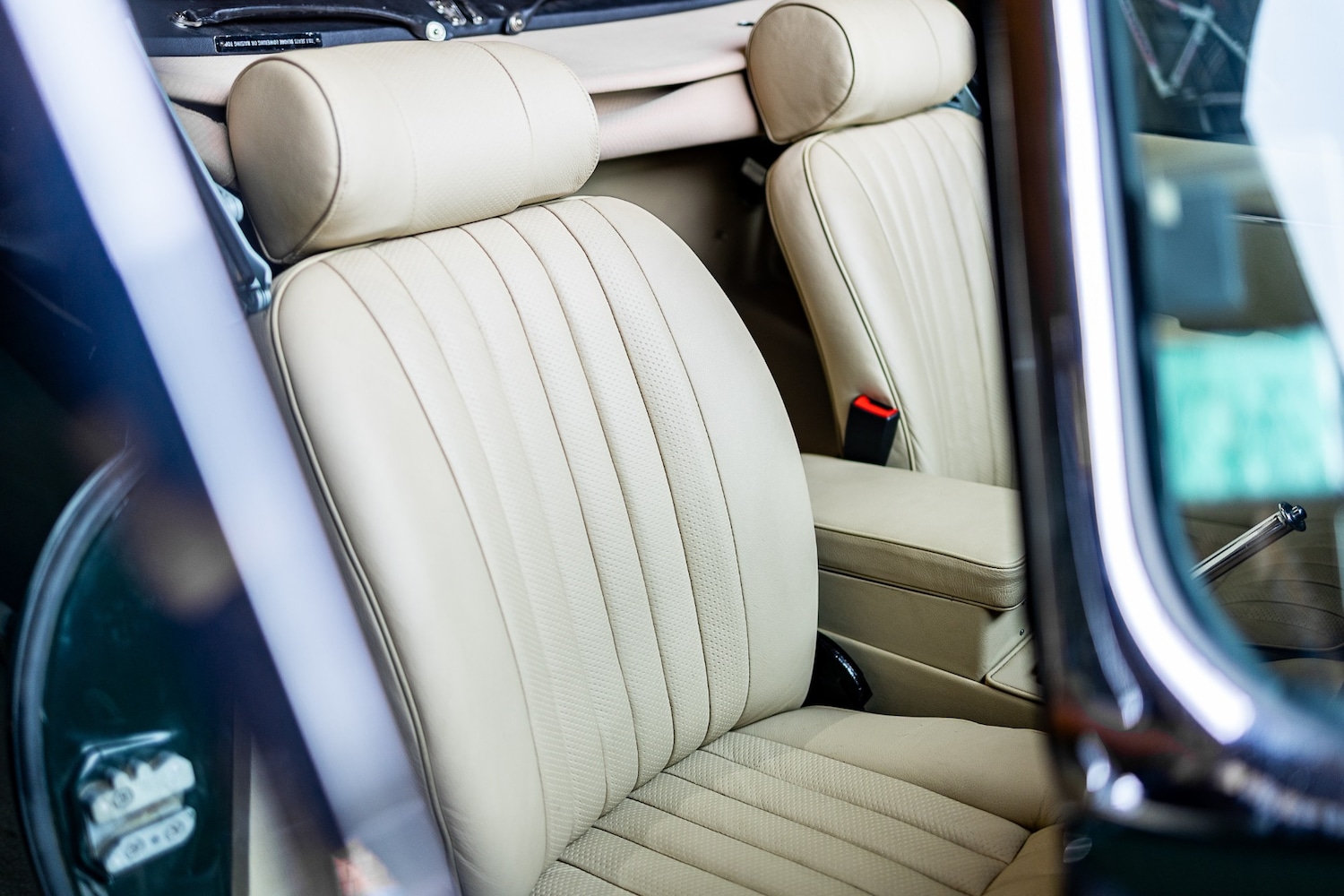 Used Jaguar E-Type 2015 for sale - 77543347: Photo 38