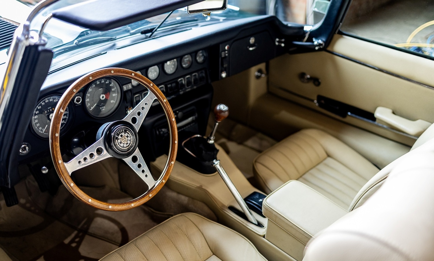 Used Jaguar E-Type 2015 for sale - 77543347: Photo 4