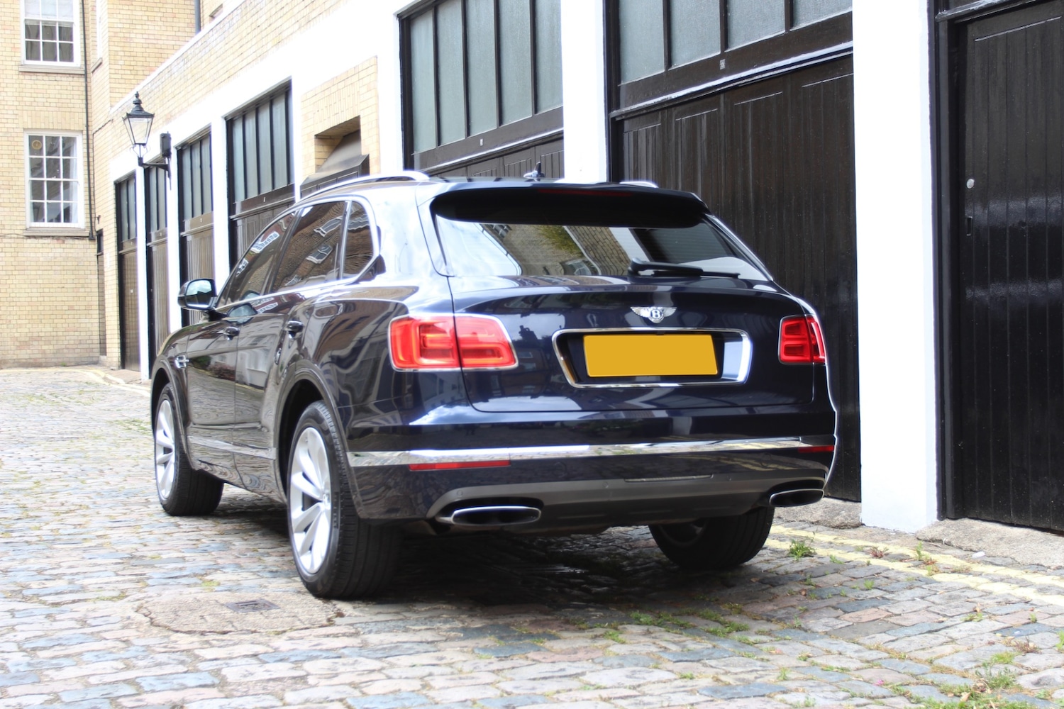 Used Bentley Bentayga 2017 for sale - 77589733: Photo 11