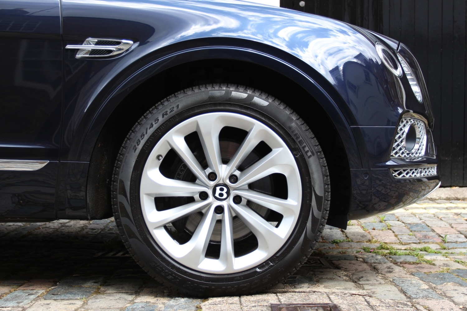 Used Bentley Bentayga 2017 for sale - 77589733: Photo 18