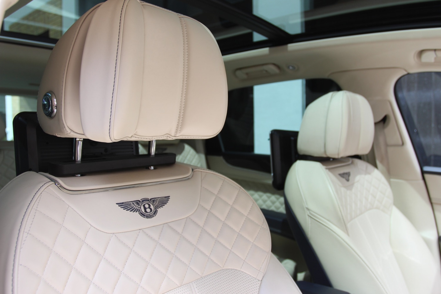 Used Bentley Bentayga 2017 for sale - 77589733: Photo 22