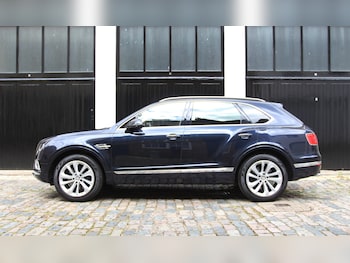 Used Bentley Bentayga 2017 for sale - 77589733: Photo