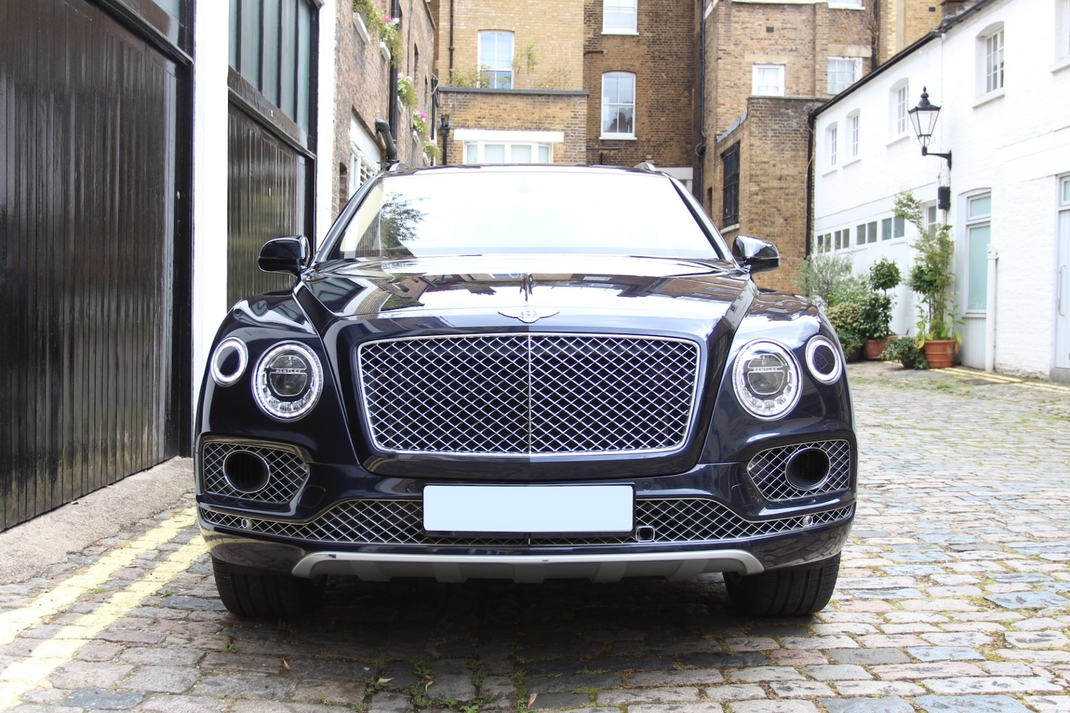 Used Bentley Bentayga 2017 for sale - 77589733: Photo 43