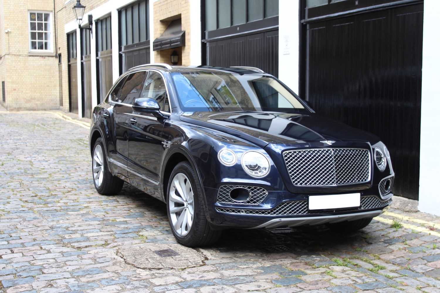 Used Bentley Bentayga 2017 for sale - 77589733: Photo 9