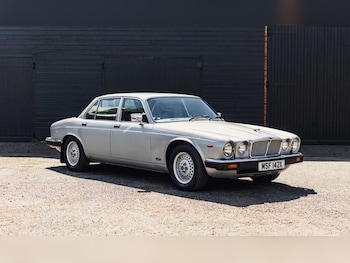 Used Jaguar XJ 1982 for sale - 78409054: Photo