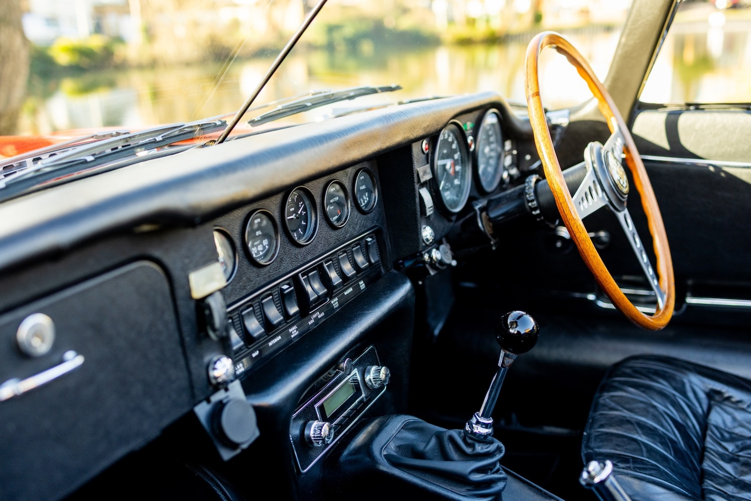 Used Jaguar E-Type 1969 for sale - 77431512: Photo 27