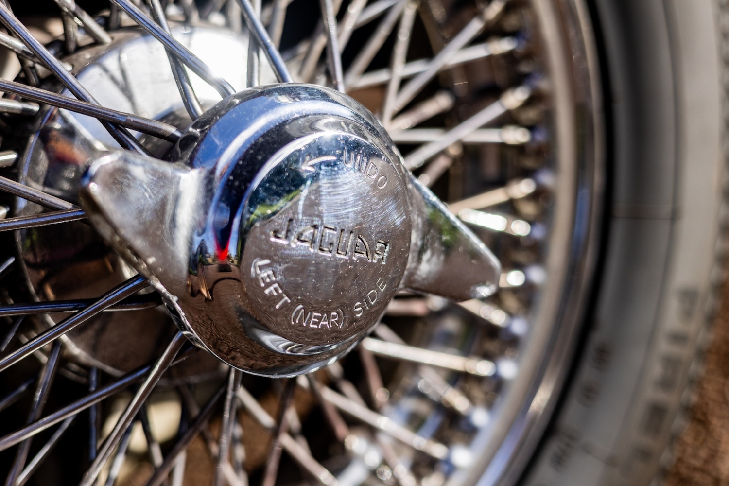 Used Jaguar E-Type 1969 for sale - 77431512: Photo 48