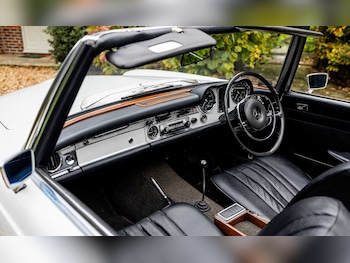 Used Mercedes-Benz 280 SL 1968 for sale - 76544685: Photo