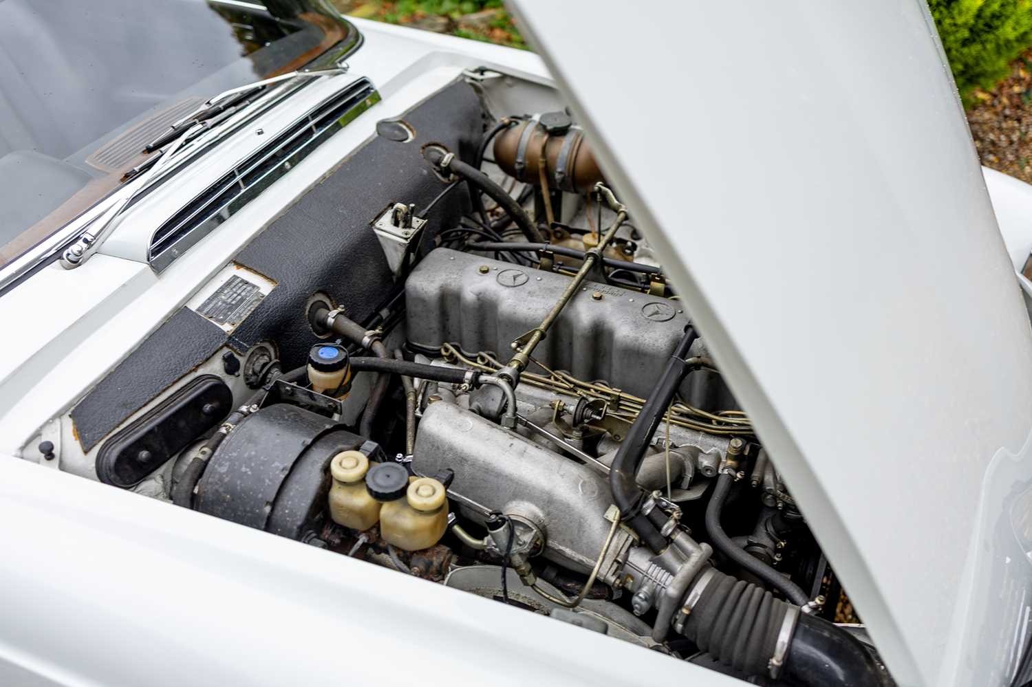 Used Mercedes-Benz 280 SL 1968 for sale - 76544685: Photo 53