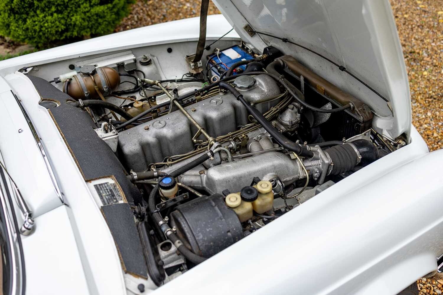 Used Mercedes-Benz 280 SL 1968 for sale - 76544685: Photo 54