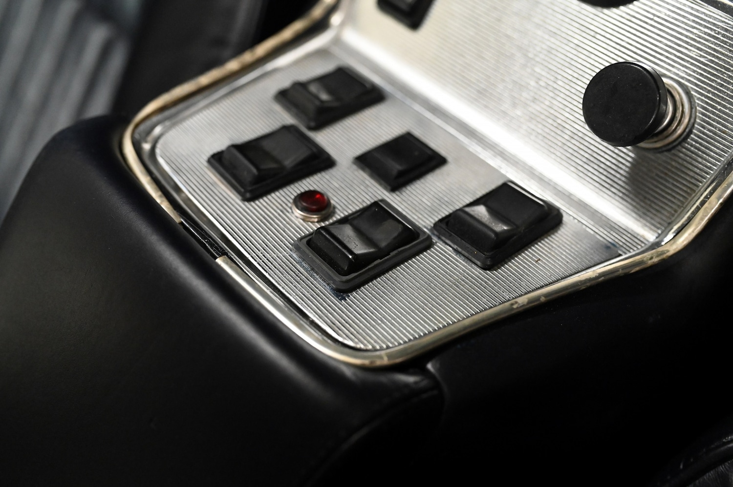 Used Jaguar XJ 1976 for sale - 77459813: Photo 24