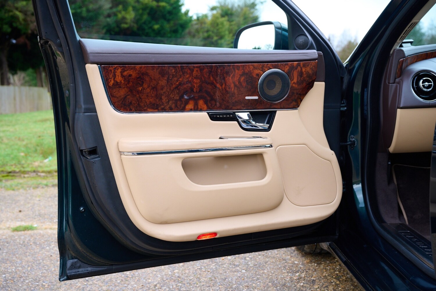 Used Jaguar XK 2010 for sale - 77542545: Photo 70