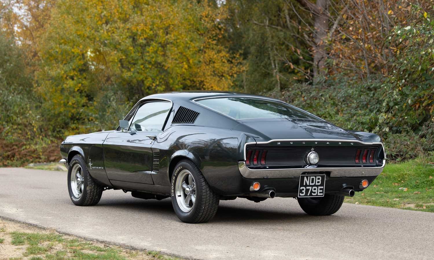 Used Ford Mustang 2015 for sale - 76544355: Photo 3