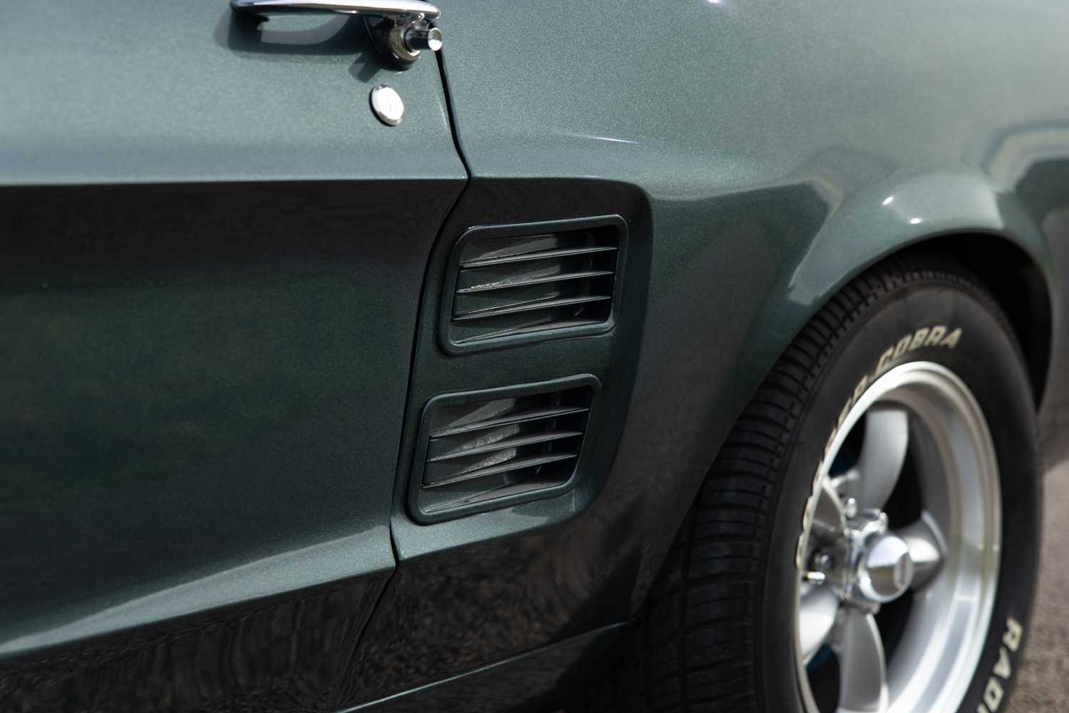 Used Ford Mustang 2015 for sale - 76544355: Photo 32