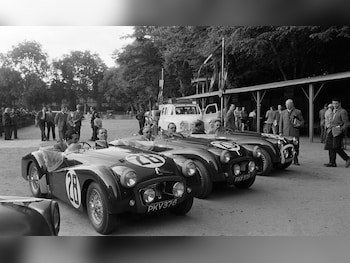 Used Triumph TR2 undefined for sale - 76557141: Photo