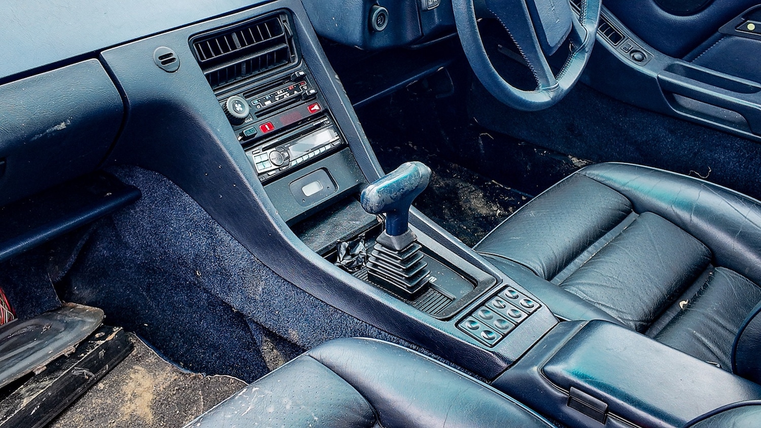 Used Porsche 928 1984 for sale - 77601996: Photo 29