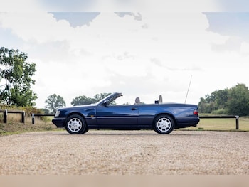 Used Mercedes-Benz E-Class 1994 for sale - 75793084: Photo