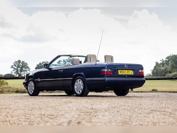 Used Mercedes-Benz E-Class 1994 for sale - 75793084: Photo