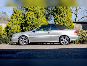 Used Volvo C70 2001 for sale - 78268507: Photo
