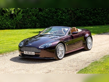 Used Aston Martin Vantage undefined for sale - 79056111: Photo