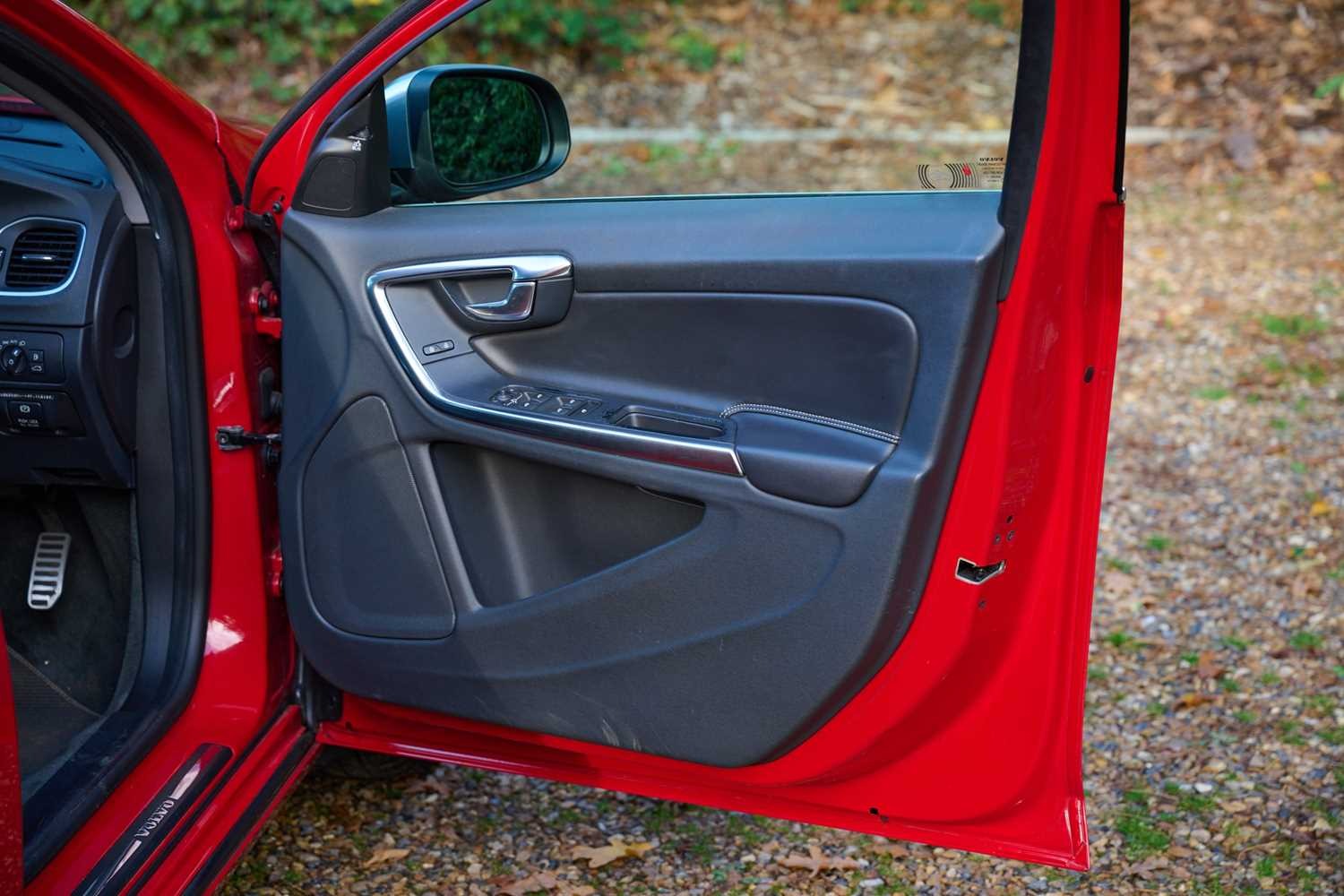 Used Volvo V60 2025 for sale - 76556697: Photo 54