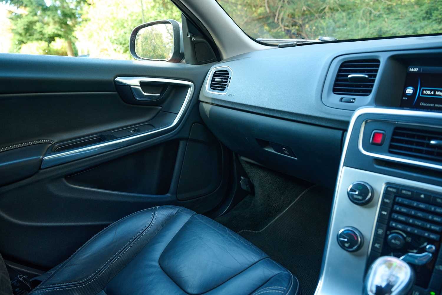 Used Volvo V60 2025 for sale - 76556697: Photo 63