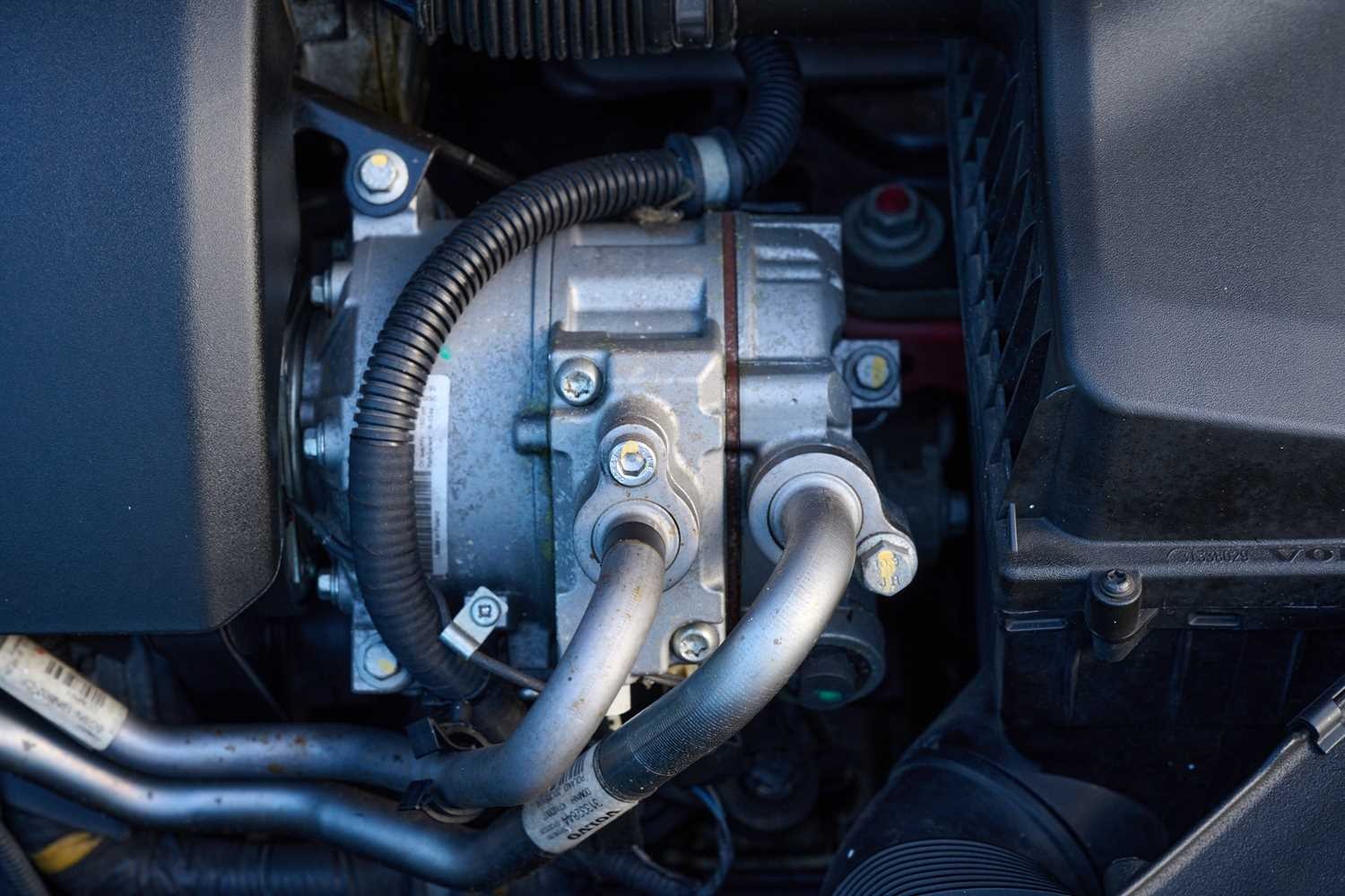 Used Volvo V60 2025 for sale - 76556697: Photo 68