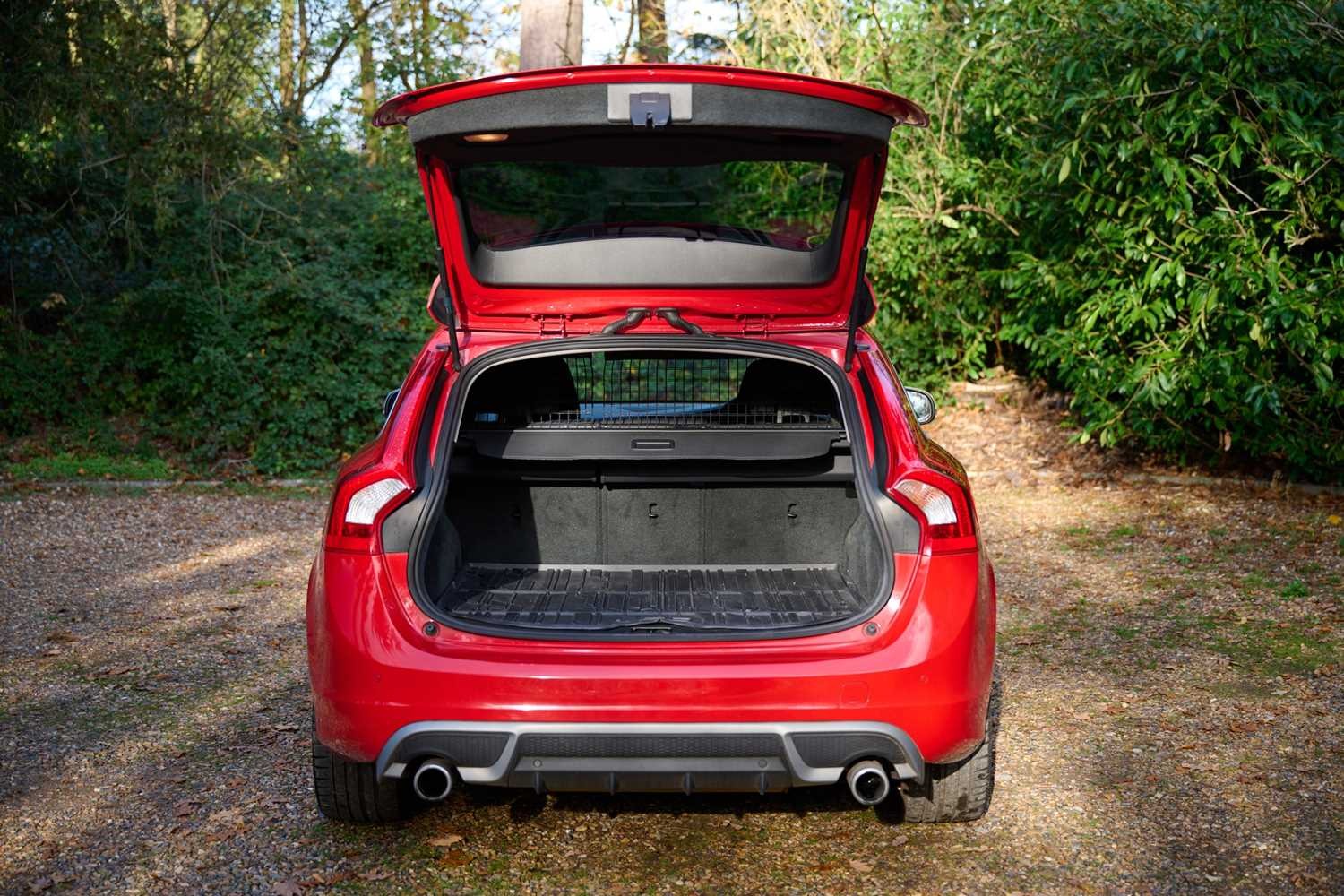 Used Volvo V60 2025 for sale - 76556697: Photo 72