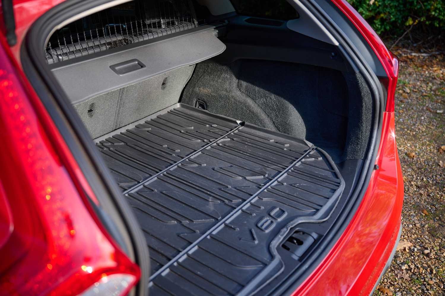 Used Volvo V60 2025 for sale - 76556697: Photo 73