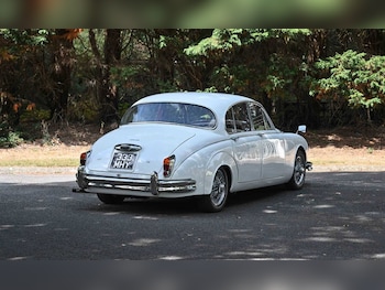 Used Jaguar Mark II 1961 for sale - 75772740: Photo