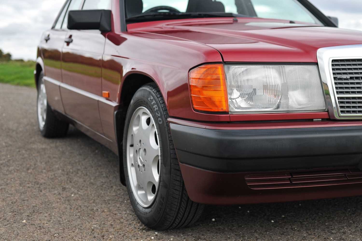 Used Mercedes-Benz 190 1993 for sale - 76565094: Photo 10