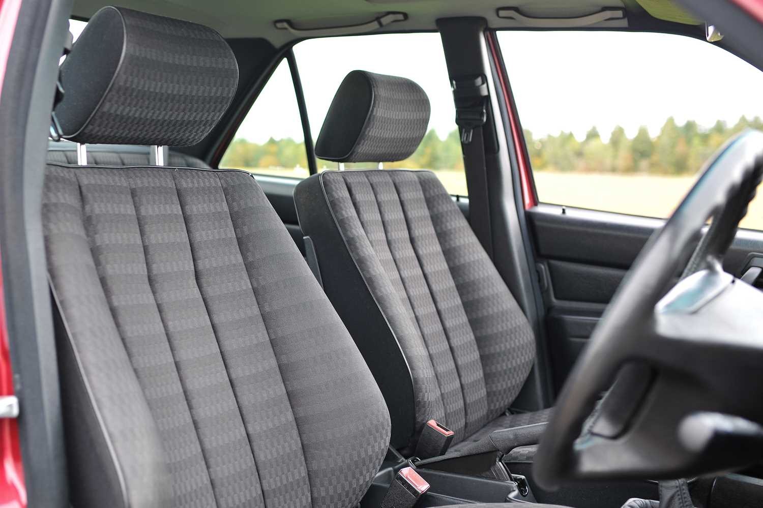 Used Mercedes-Benz 190 1993 for sale - 76565094: Photo 17