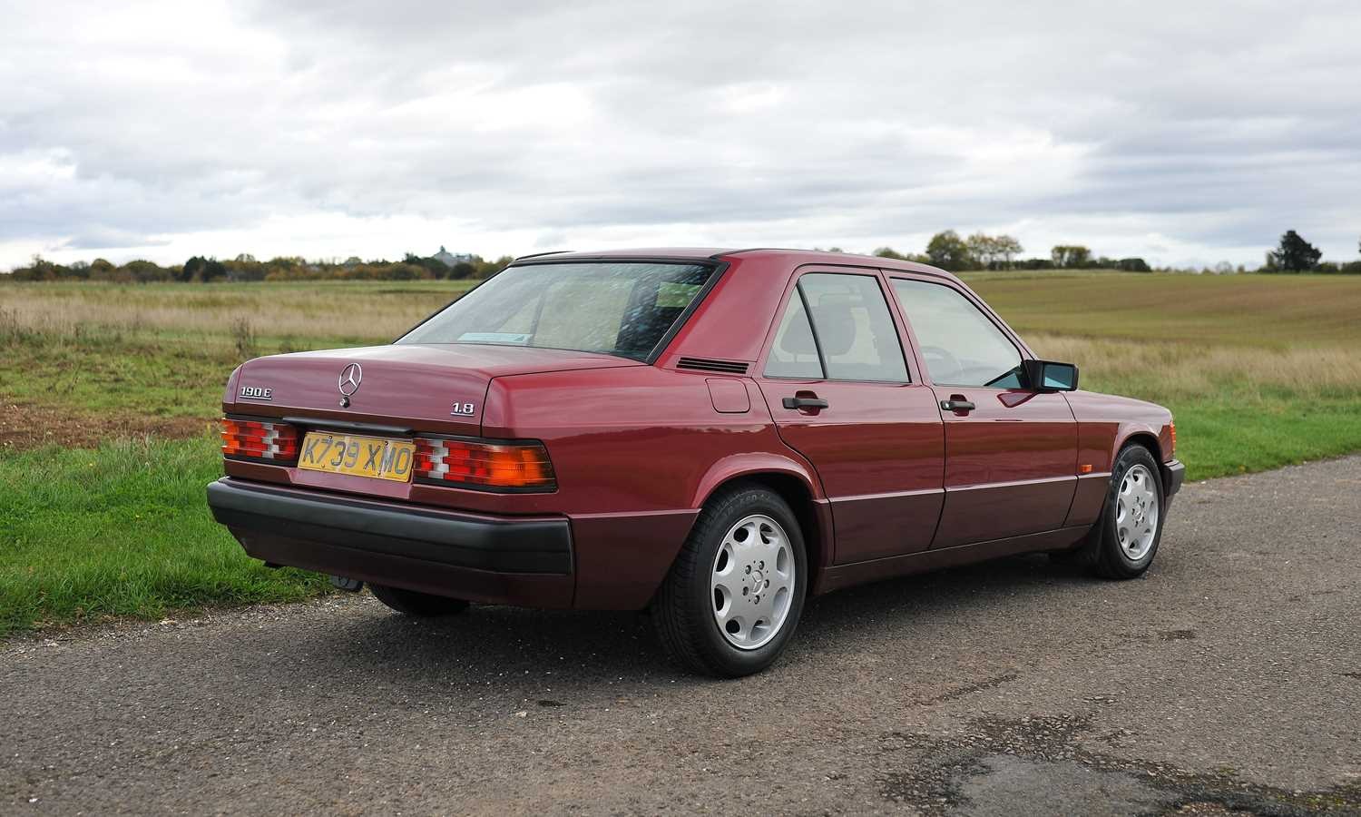 Used Mercedes-Benz 190 1993 for sale - 76565094: Photo 2