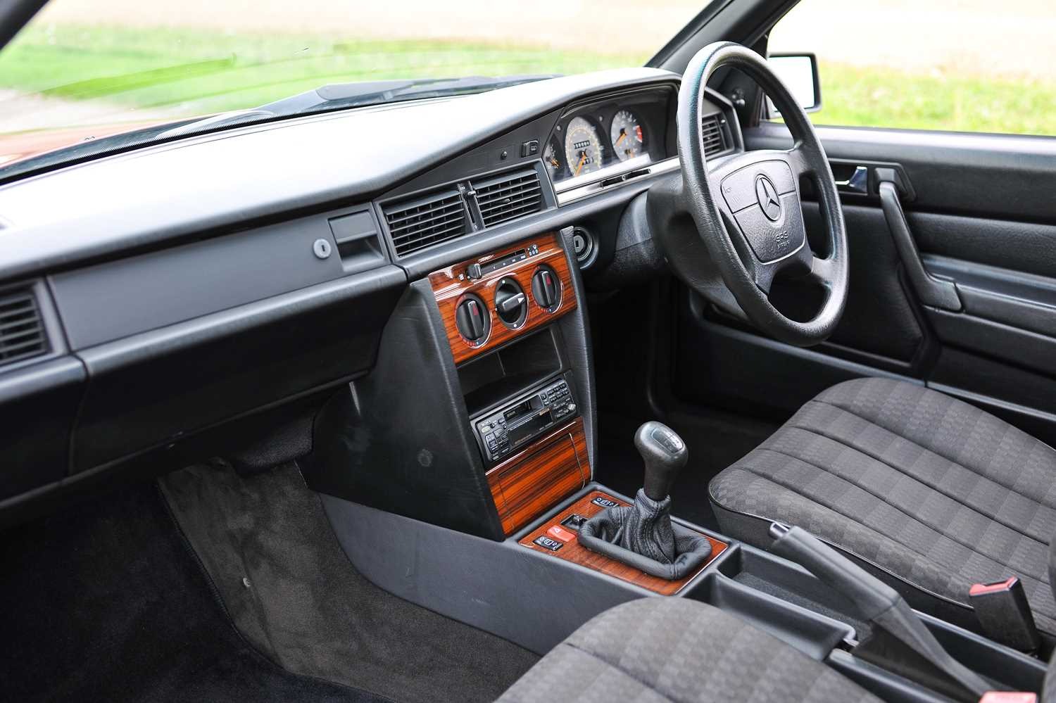 Used Mercedes-Benz 190 1993 for sale - 76565094: Photo 25