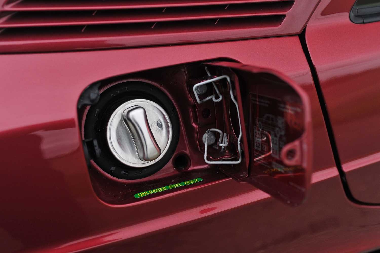 Used Mercedes-Benz 190 1993 for sale - 76565094: Photo 28