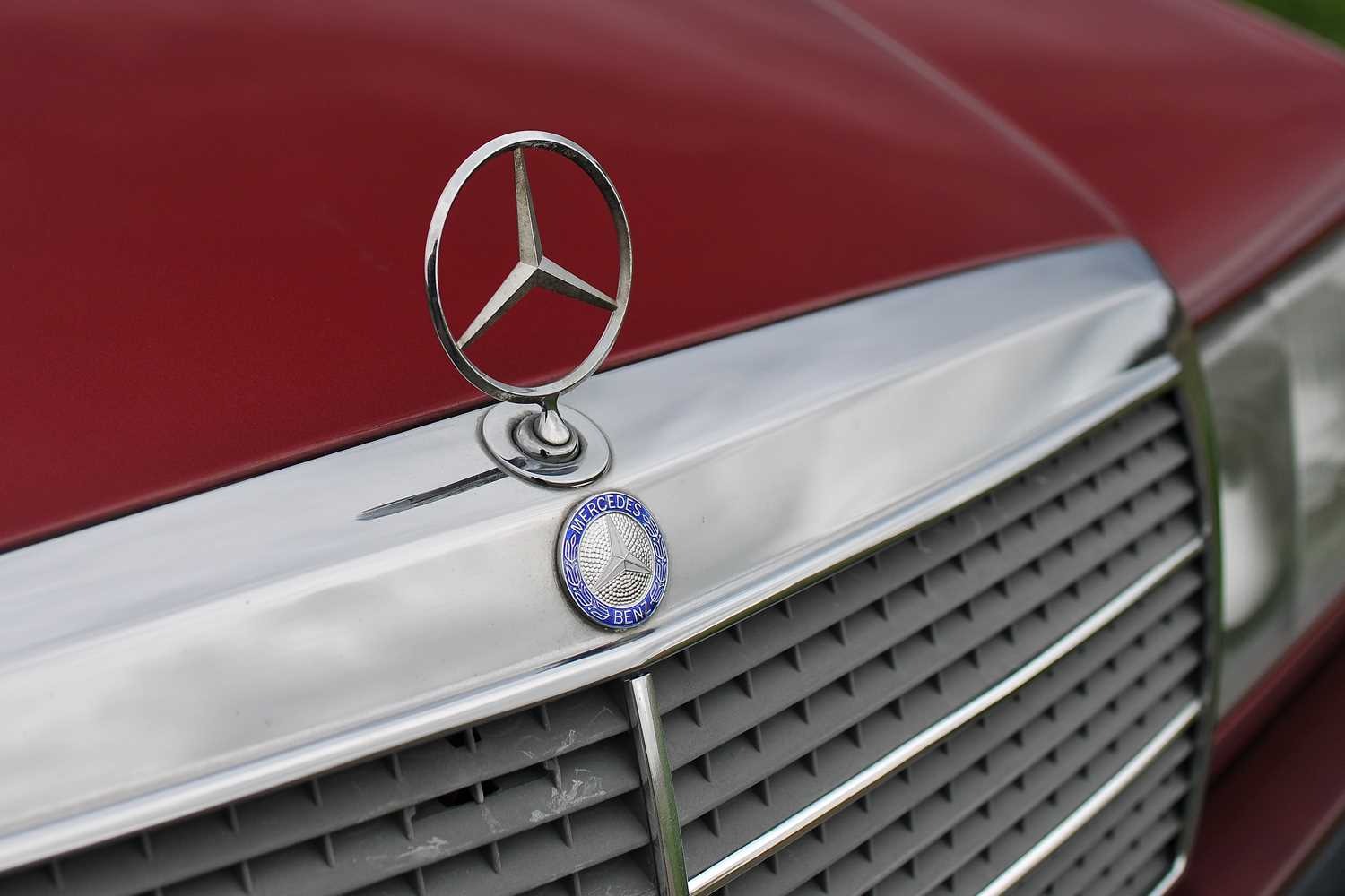 Used Mercedes-Benz 190 1993 for sale - 76565094: Photo 8