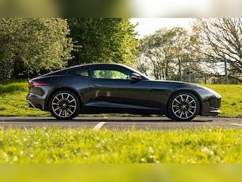 Used Jaguar F-Type 2016 for sale - 78408208: Photo