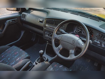 Used Volkswagen Golf 1998 for sale - 79054518: Photo