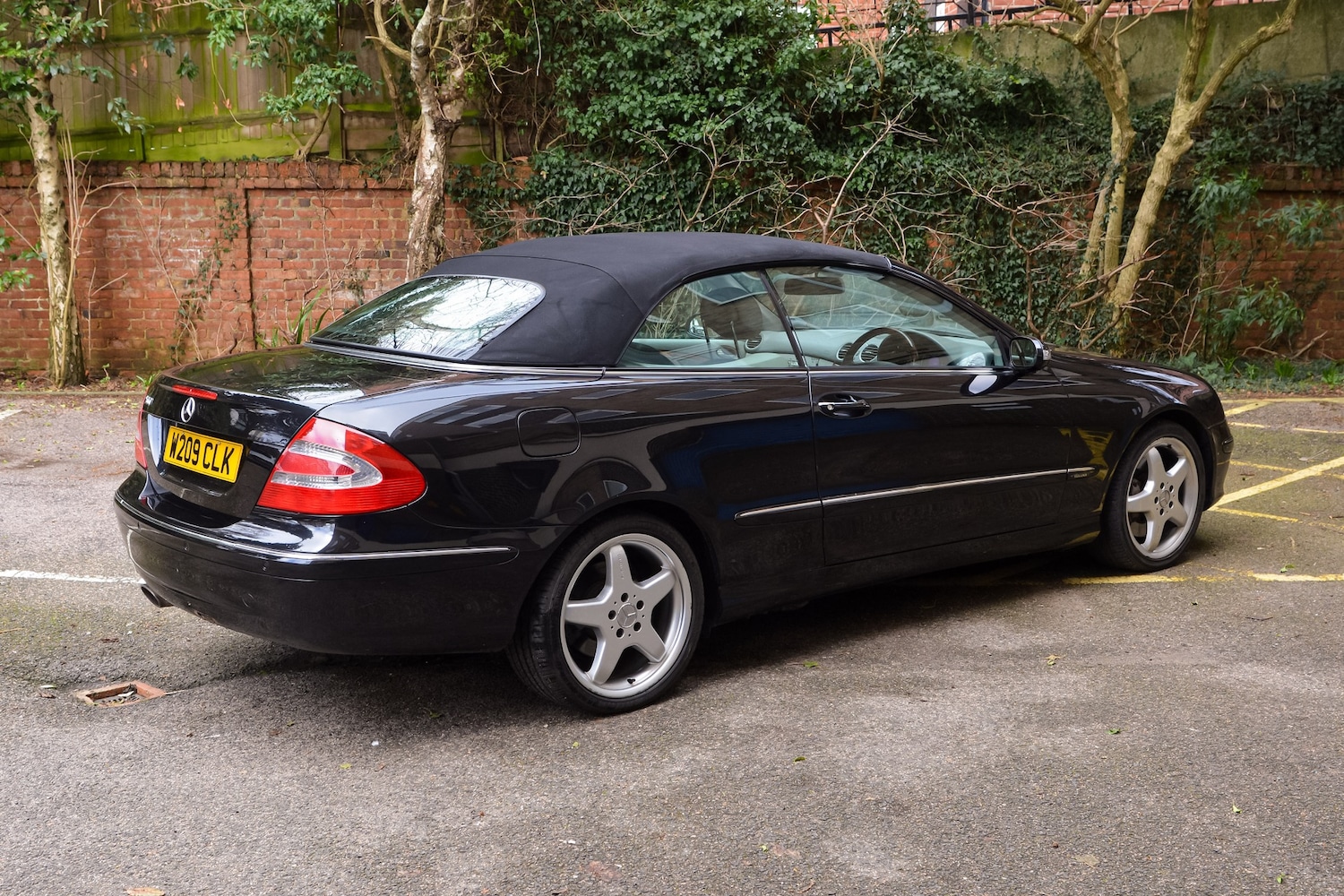 Used Mercedes-Benz CLK 2004 for sale - 77578985: Photo 19