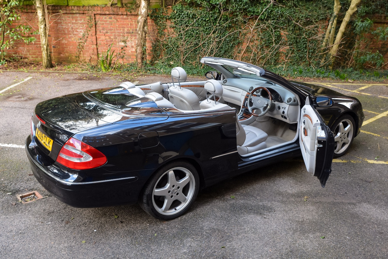 Used Mercedes-Benz CLK 2004 for sale - 77578985: Photo 20