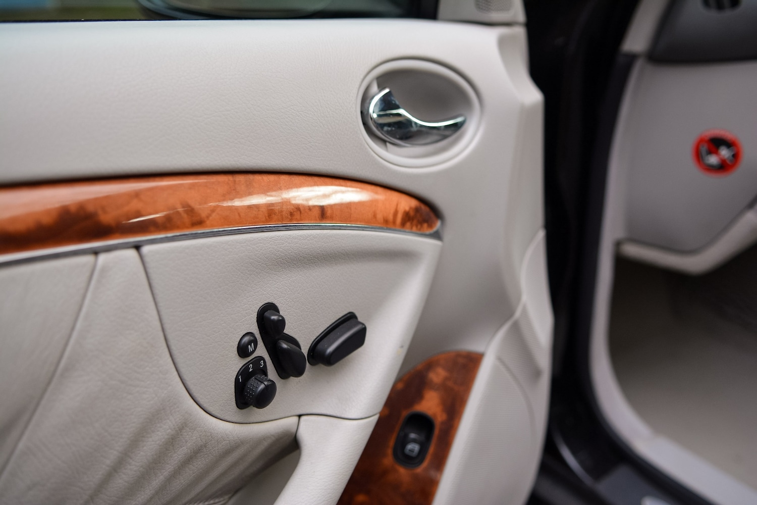 Used Mercedes-Benz CLK 2004 for sale - 77578985: Photo 34