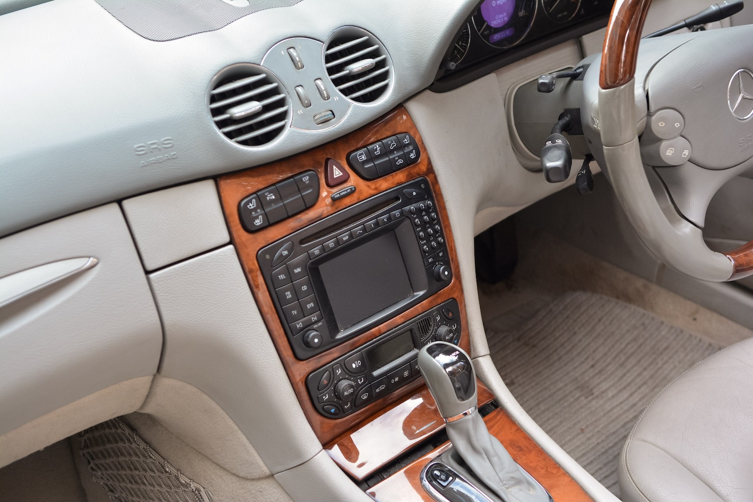 Used Mercedes-Benz CLK 2004 for sale - 77578985: Photo 35