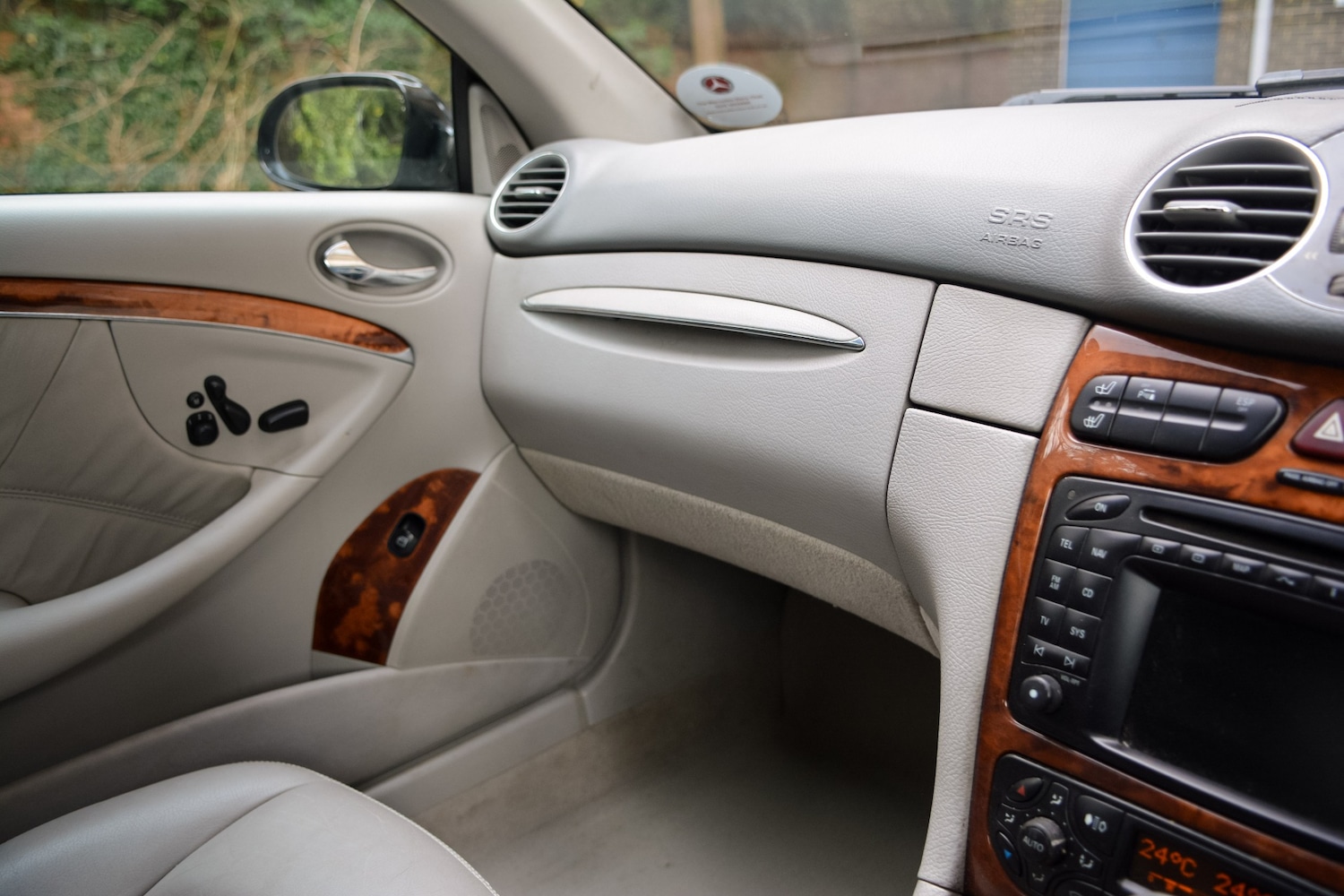 Used Mercedes-Benz CLK 2004 for sale - 77578985: Photo 38