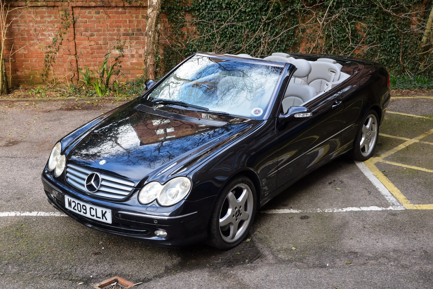 Used Mercedes-Benz CLK 2004 for sale - 77578985: Photo 9