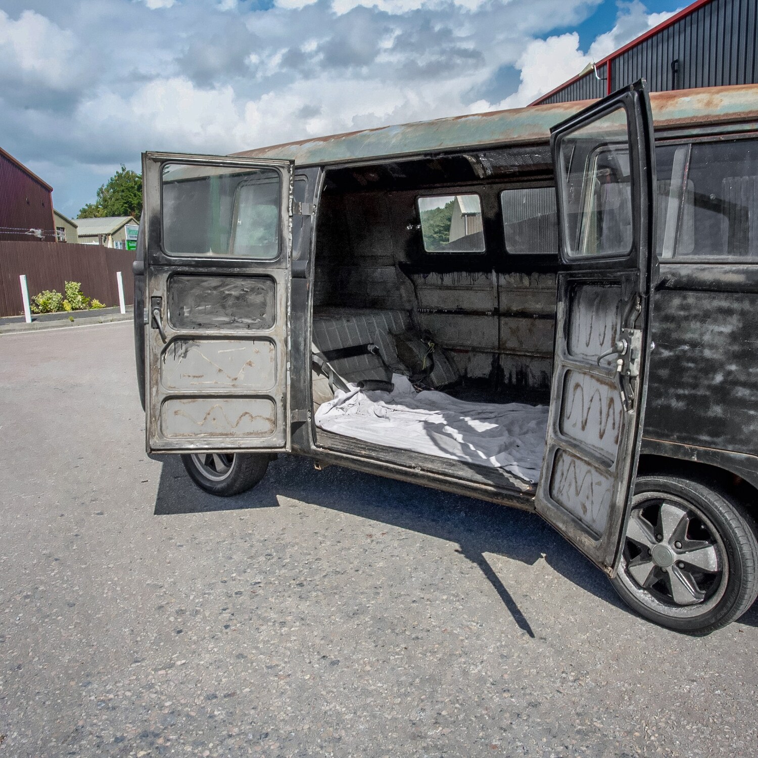 Used Volkswagen Campervan 1971 for sale - 77460335: Photo 7