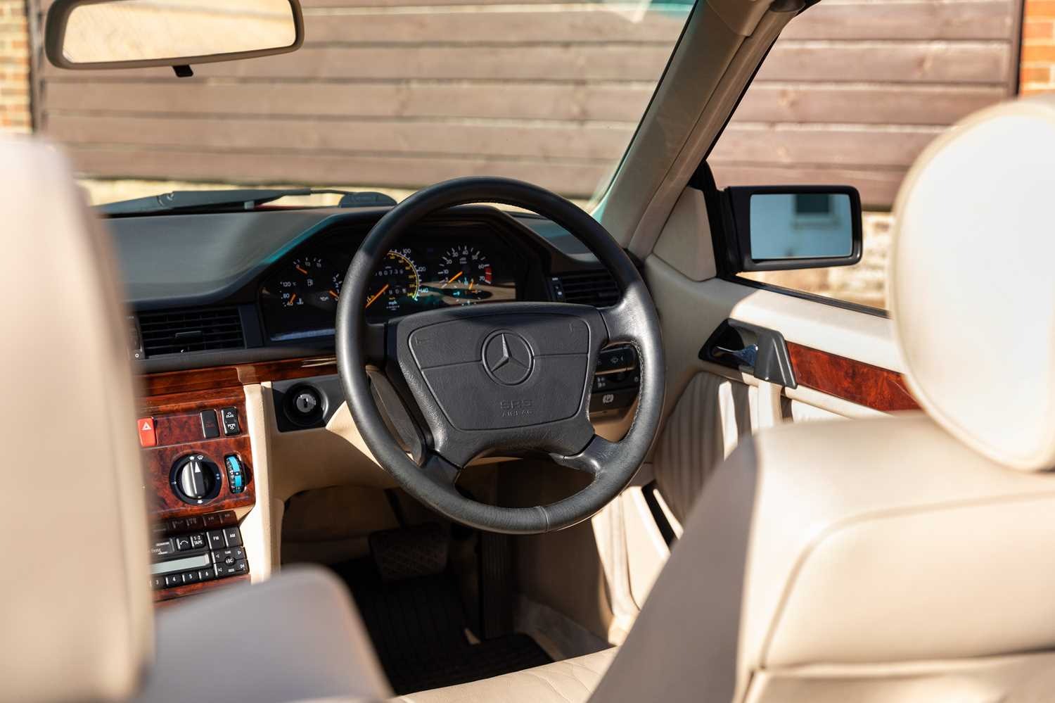 Used Mercedes-Benz E Class 1994 for sale - 76391818: Photo 29