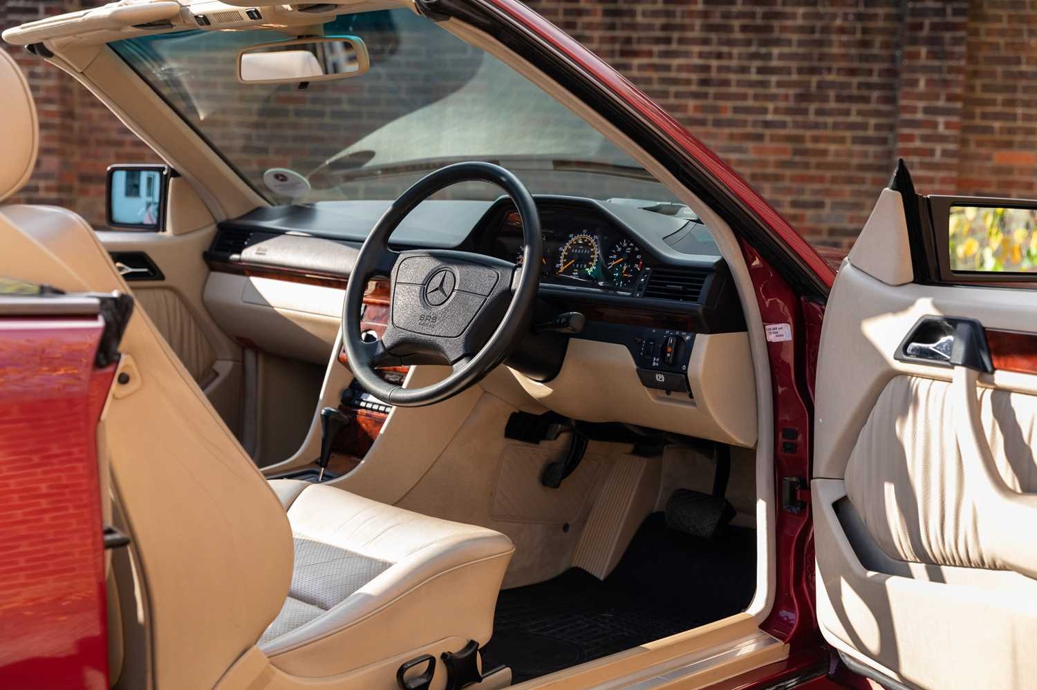 Used Mercedes-Benz E Class 1994 for sale - 76391818: Photo 31