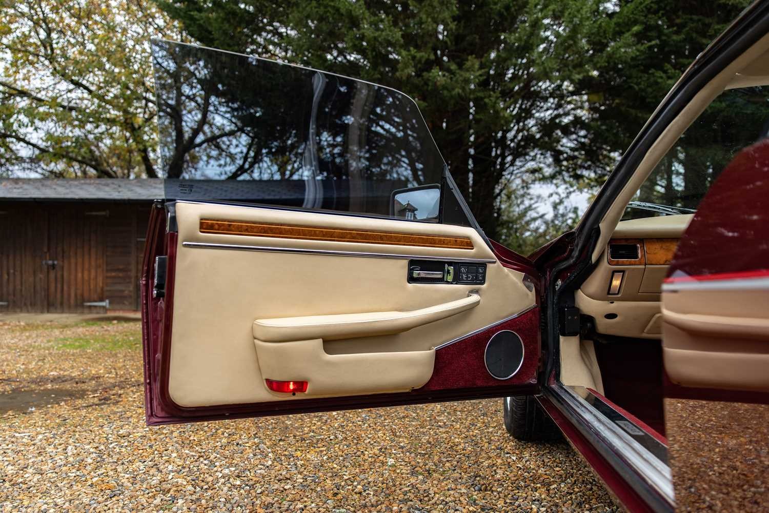 Used Jaguar XJS 1992 for sale - 76557122: Photo 28